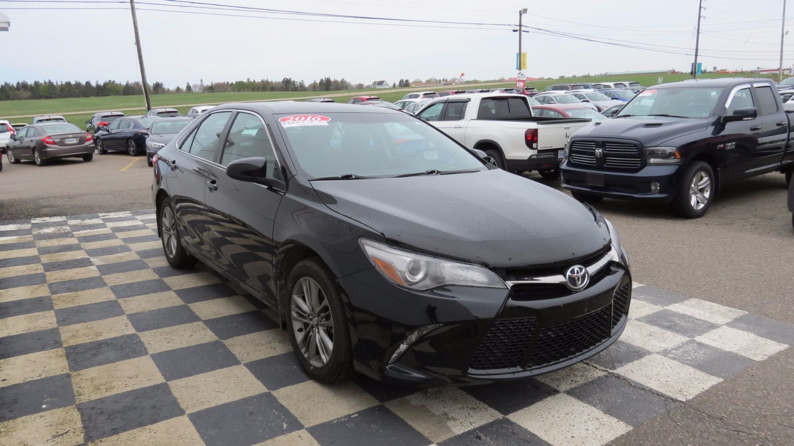 2016 Toyota Camry Se Gas Tank Size