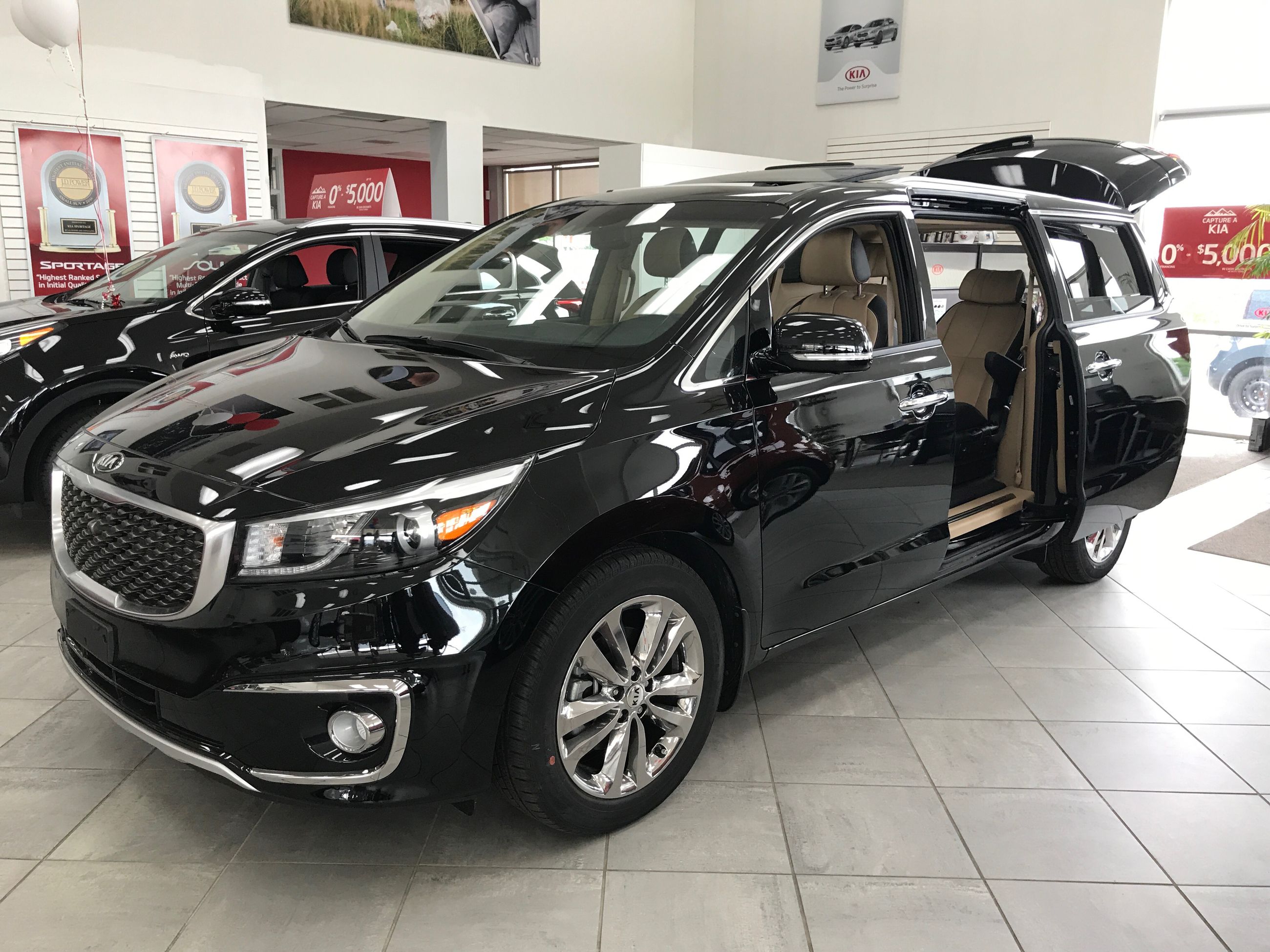 Used 2017 Kia Sedona SXL+ for Sale 37994.0 Kitchener Kia