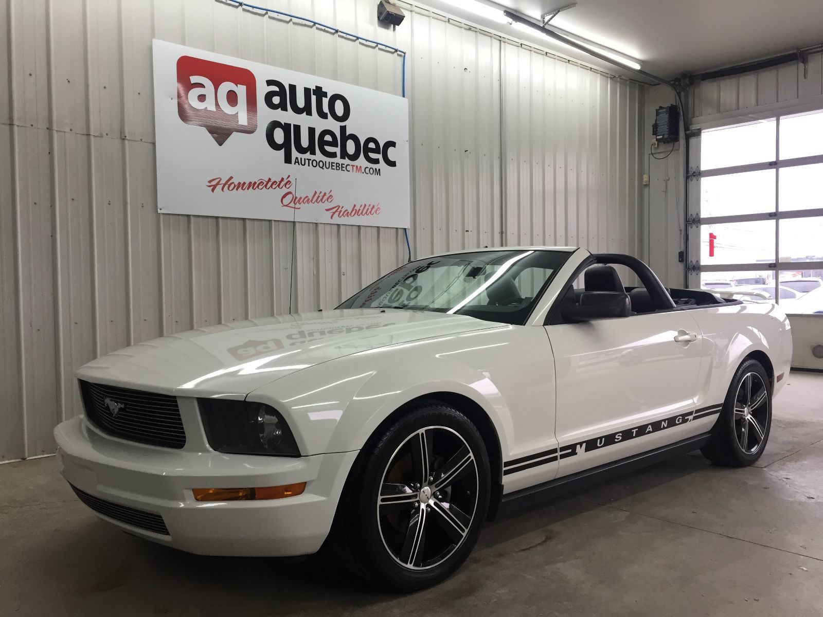 Groupe Auto Québec Ford Mustang V6 4.0L / Kit Exhaust / Décapotable