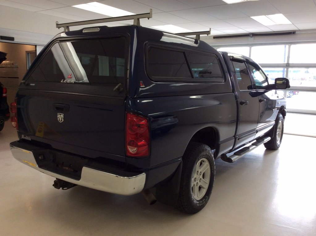 Used 2008 Dodge RAM 1500 6 PLACES, BOITE DE FIBRE 4X4 in LaurierStation Used inventory