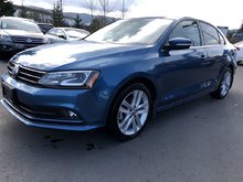2015 Volkswagen Jetta Highline 1.8T Auto w/ Technology Pkg.
