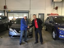 Nissan sentra grise 2017