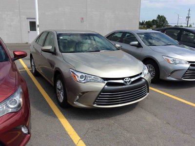 2017 Toyota Camry 4-Door Sedan LE 6A