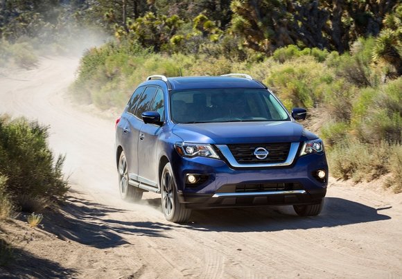 Le Nissan Pathfinder 2017 arrive à Alma