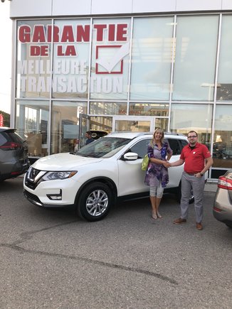 Nissan rogue SV