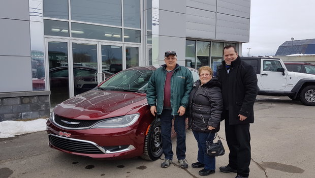 Un gros merci à M. et Mme Viateur Levesque pour l'achat de votre nouvelle voiture.