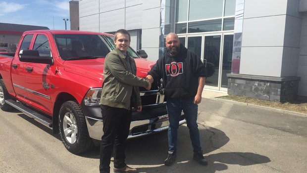 Félicitation à monsieur Hugo Tremblay pour son splendide Ram 1500 qui lui offrira confort et beaucoup d'espace pour la famille.