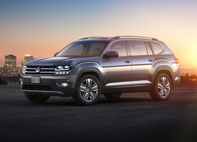 2017 Honda Pilot Touring VS 2018 VW Atlas Execline 3.6 FSI in Blainville
