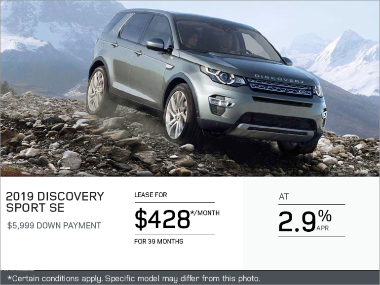 The 2019 Land Rover Discovery Sport SE